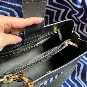 Black Michael Kors hand bag